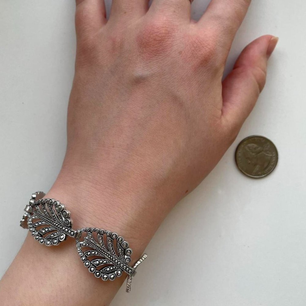 vintage leaf bracelet